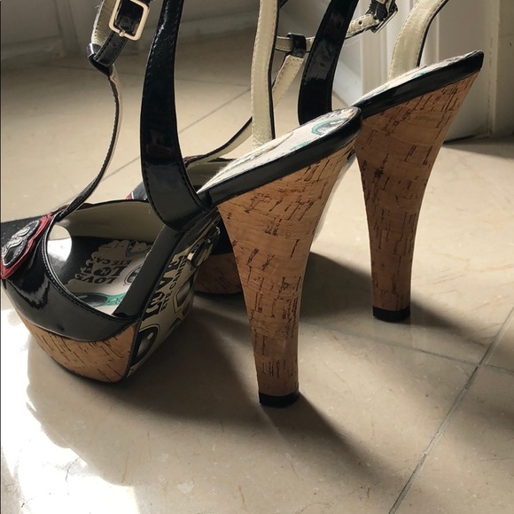 Harajuku Leah Lovers Heeled Sandals - Picture 3 of 6